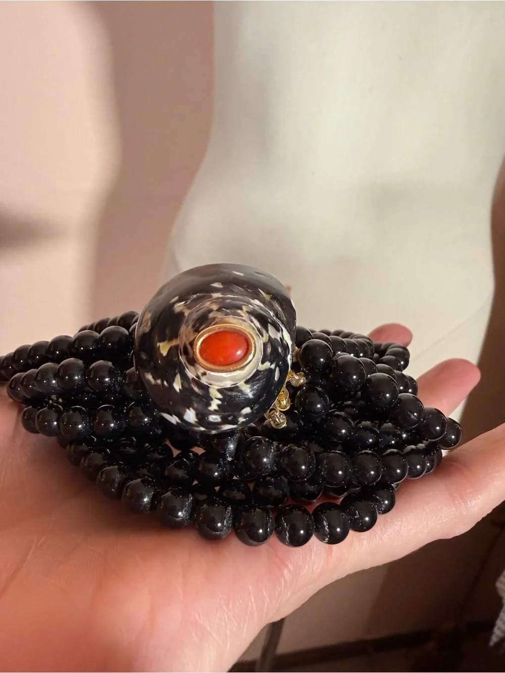 Vintage Black coral multi strand Choker Necklace Large shell Clasp